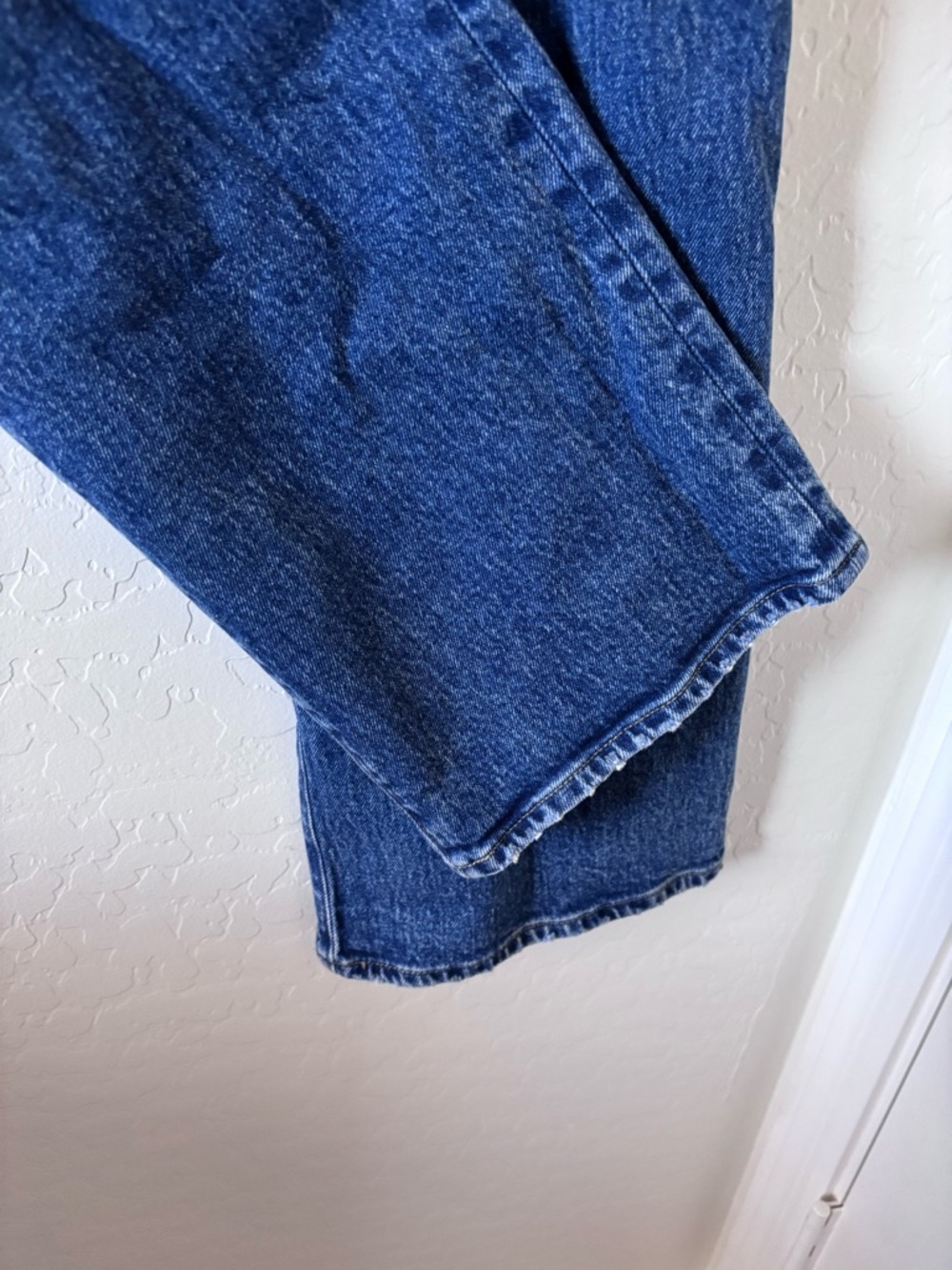 Madewell Relaxed Bootcut Jeans - Picture 5 of 11